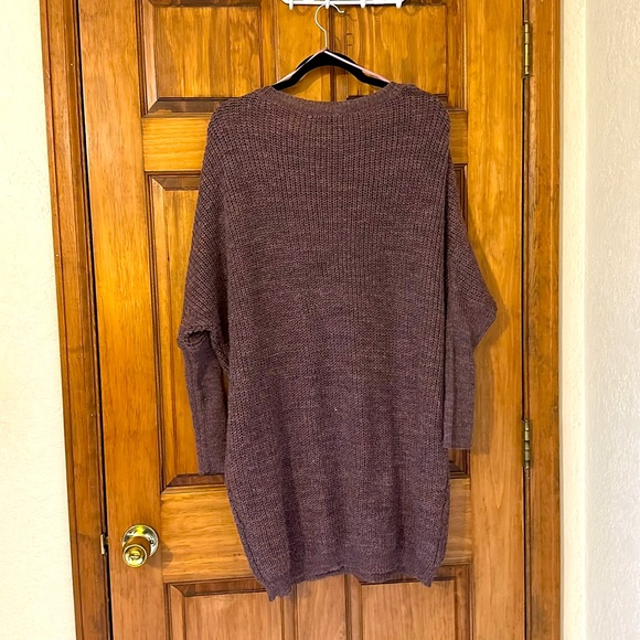 Solutions! Knit Sweater dress Medium in Mauve - Picture 2 of 7